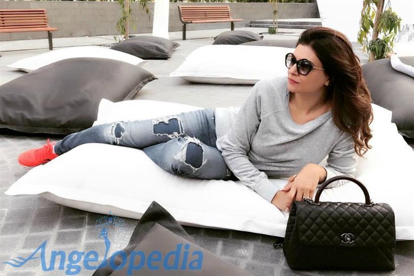 Miss Universe 1994 Sushmita Sen arrives in Manila Philippines