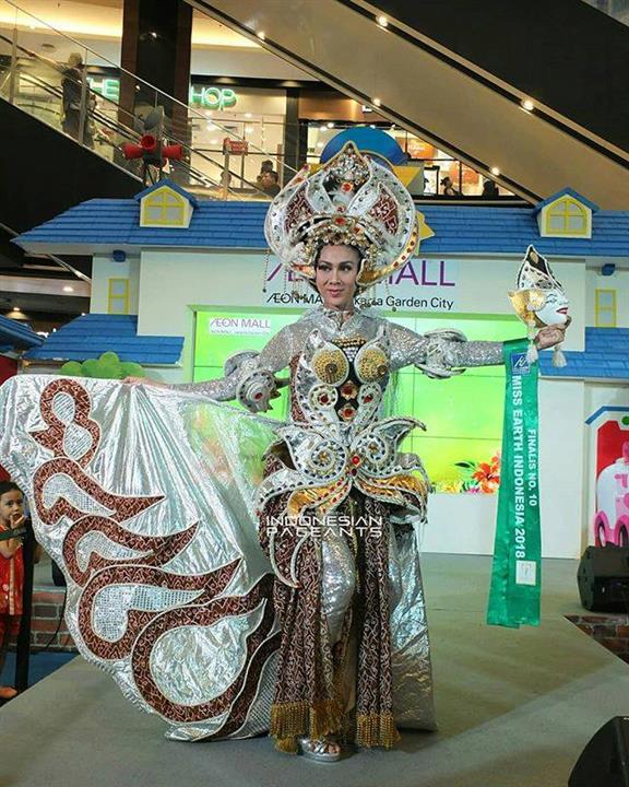 Miss Earth Indonesia 2018 Top 10 National Costumes by Angelopedia