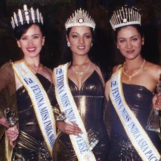 Celina Jaitly Miss India 2001