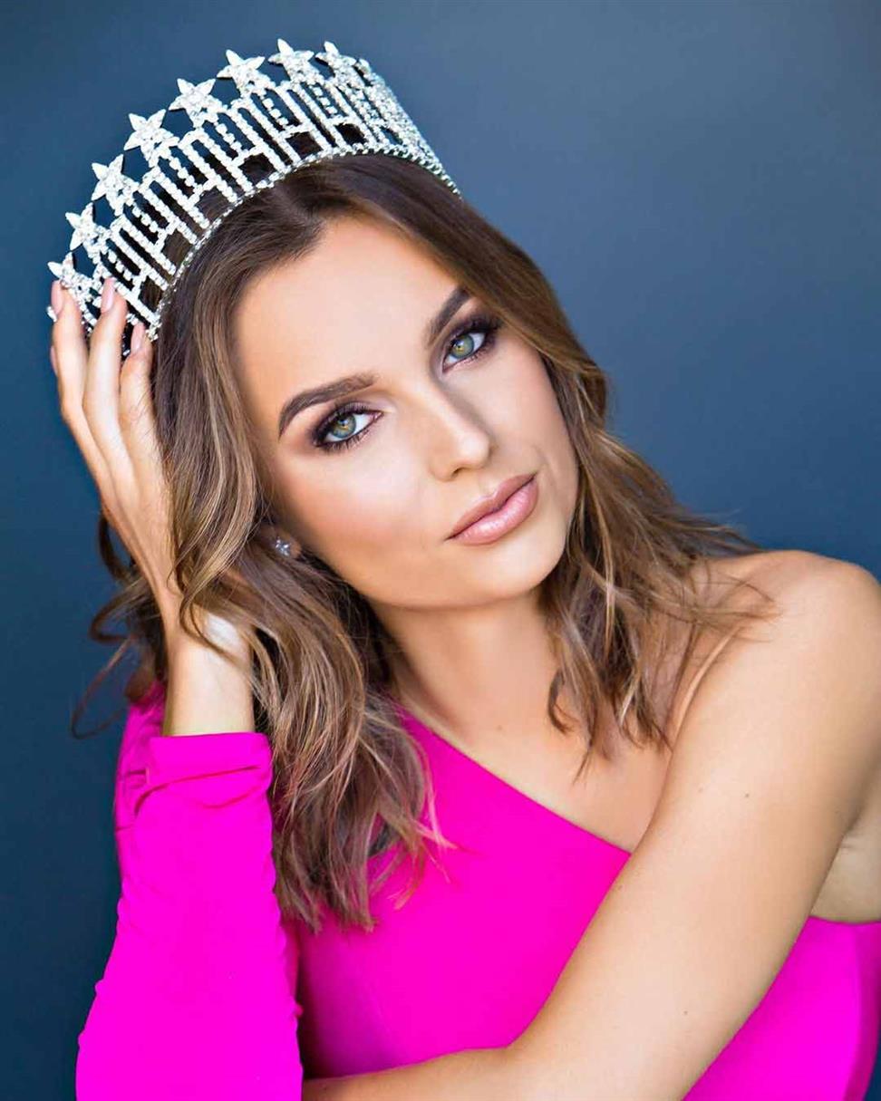 Miss Illinois USA 2020 winner Olivia Pura