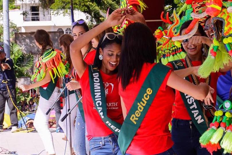Miss Earth 2016 contestants experience street dancing at the Ati- Atihan Festival