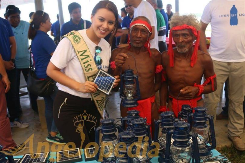 Miss Earth 2016 Katherine Espin visited Ilagan to distribute Solar Lamps