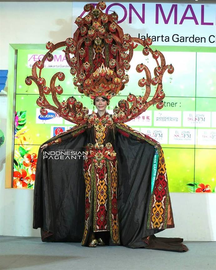 Miss Earth Indonesia 2018 Top 10 National Costumes by Angelopedia