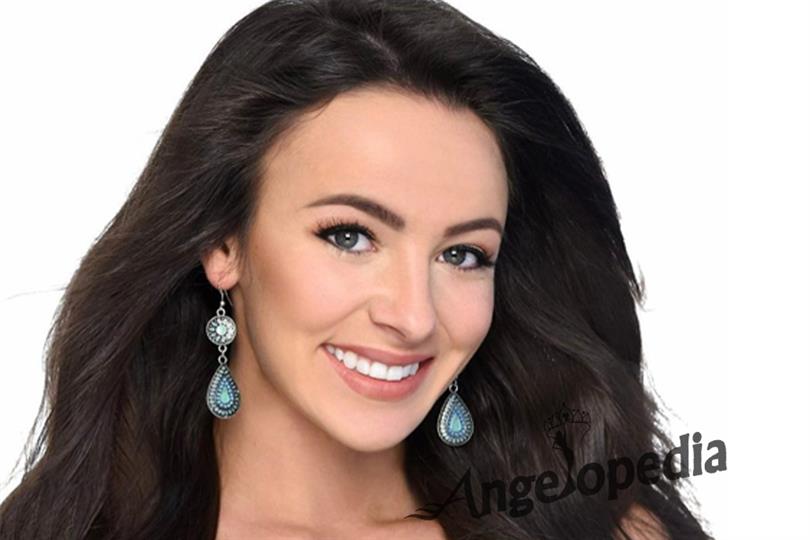 Nicolette Peloquin crowned as Miss Rhode Island 2018 for Miss America 2018